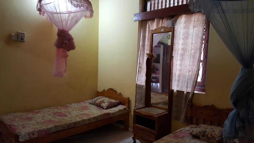 Isuruma Rest Kataragama Kültér fotó